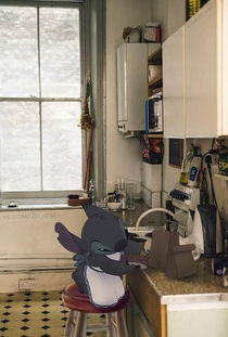 次元墻破了 當(dāng)動漫里的角色闖進(jìn)現(xiàn)實世界